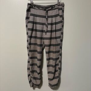 Dance & Marvel Black & Tan Mid Rise Pants